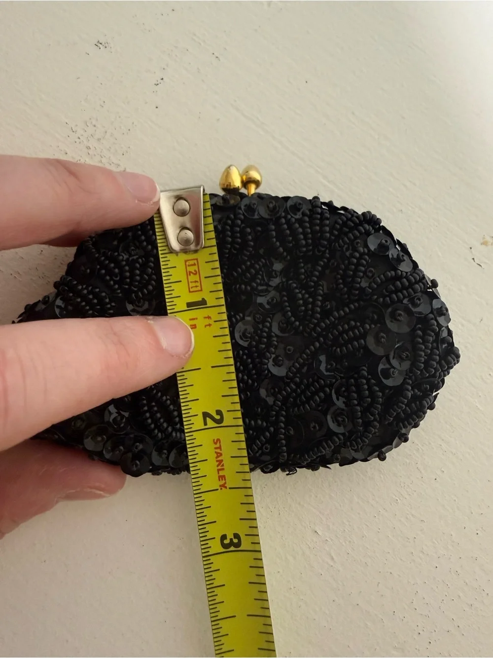 K. Gimbel Black Beaded Sequin Evening Coin Purse Gold Kiss Lock Hong Kong